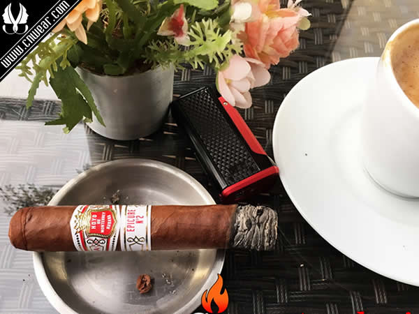 HOYO DE MONTERREY (約瑟夫.赫內爾)品牌形象展示