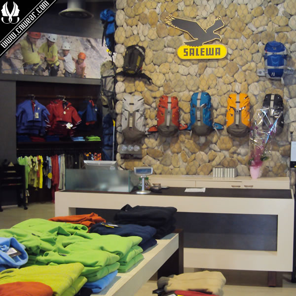 SALEWA (沙樂華)品牌形象展示