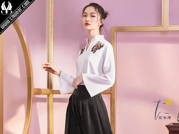 花木深女裝品牌形象展示