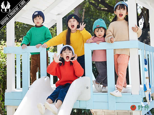 野柿童裝品牌形象展示