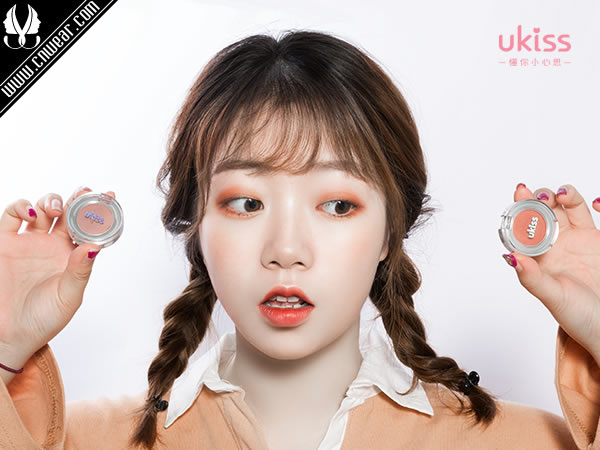 UKISS 悠珂思化妝品品牌形象展示