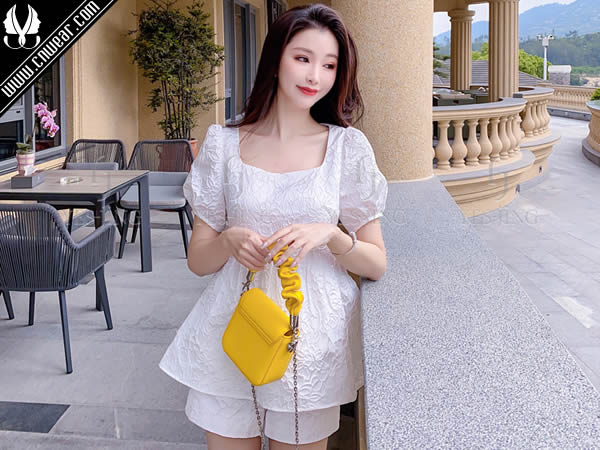YES JING (女裝)品牌形象展示