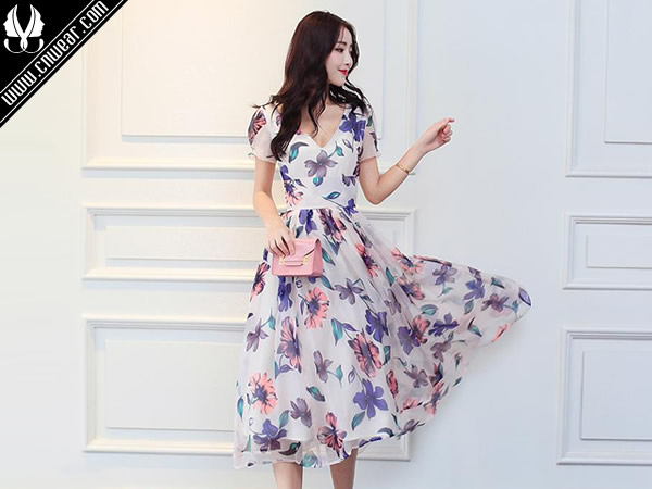 VINTOONE (穎彤女裝)品牌形象展示