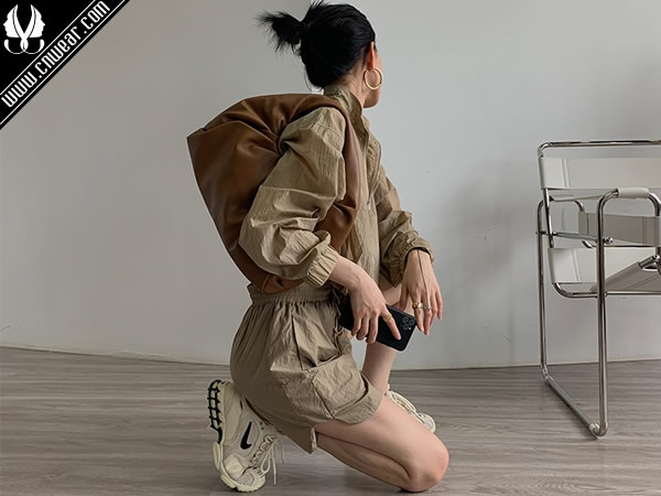 PAPERLLL 白紙服飾品牌形象展示