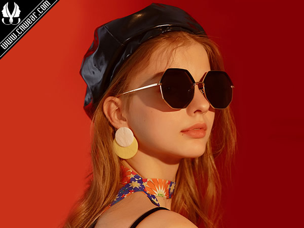 BEYOU (眼鏡)品牌形象展示